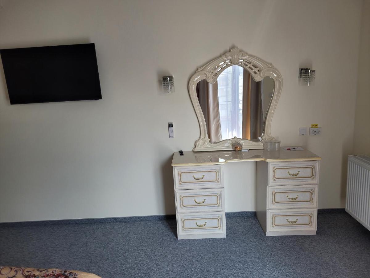 Hotel Lotus Boutique Deva Exteriér fotografie
