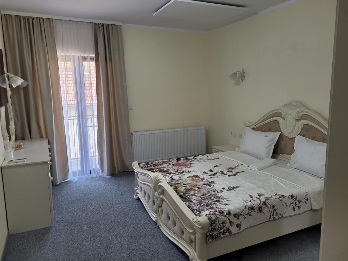 Hotel Lotus Boutique Deva Exteriér fotografie